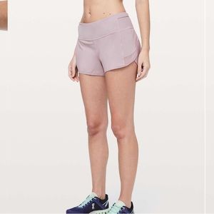 Lululemon Mesh Over Miles Shorts 3" Size 4